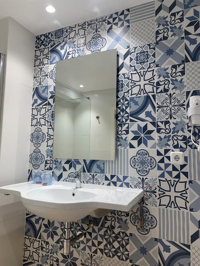 Hostal HPC Porto Colom Esterno foto