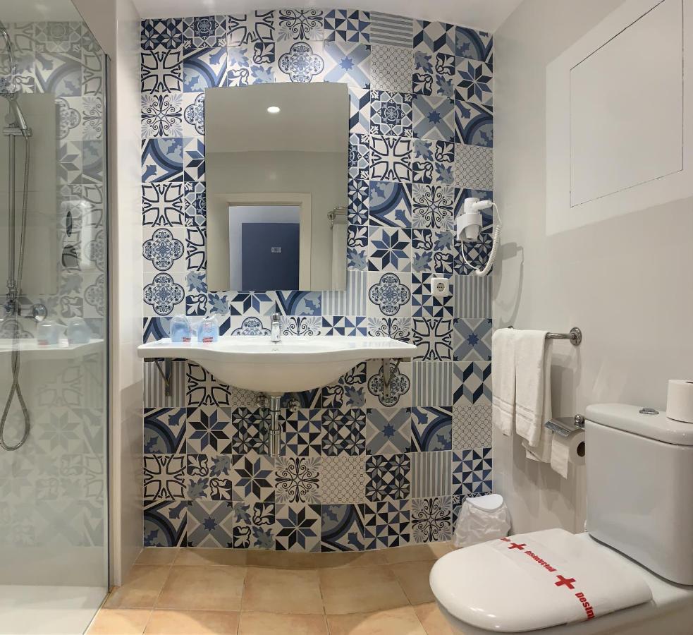 Hostal HPC Porto Colom Esterno foto
