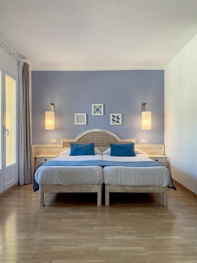 Hostal HPC Porto Colom Esterno foto