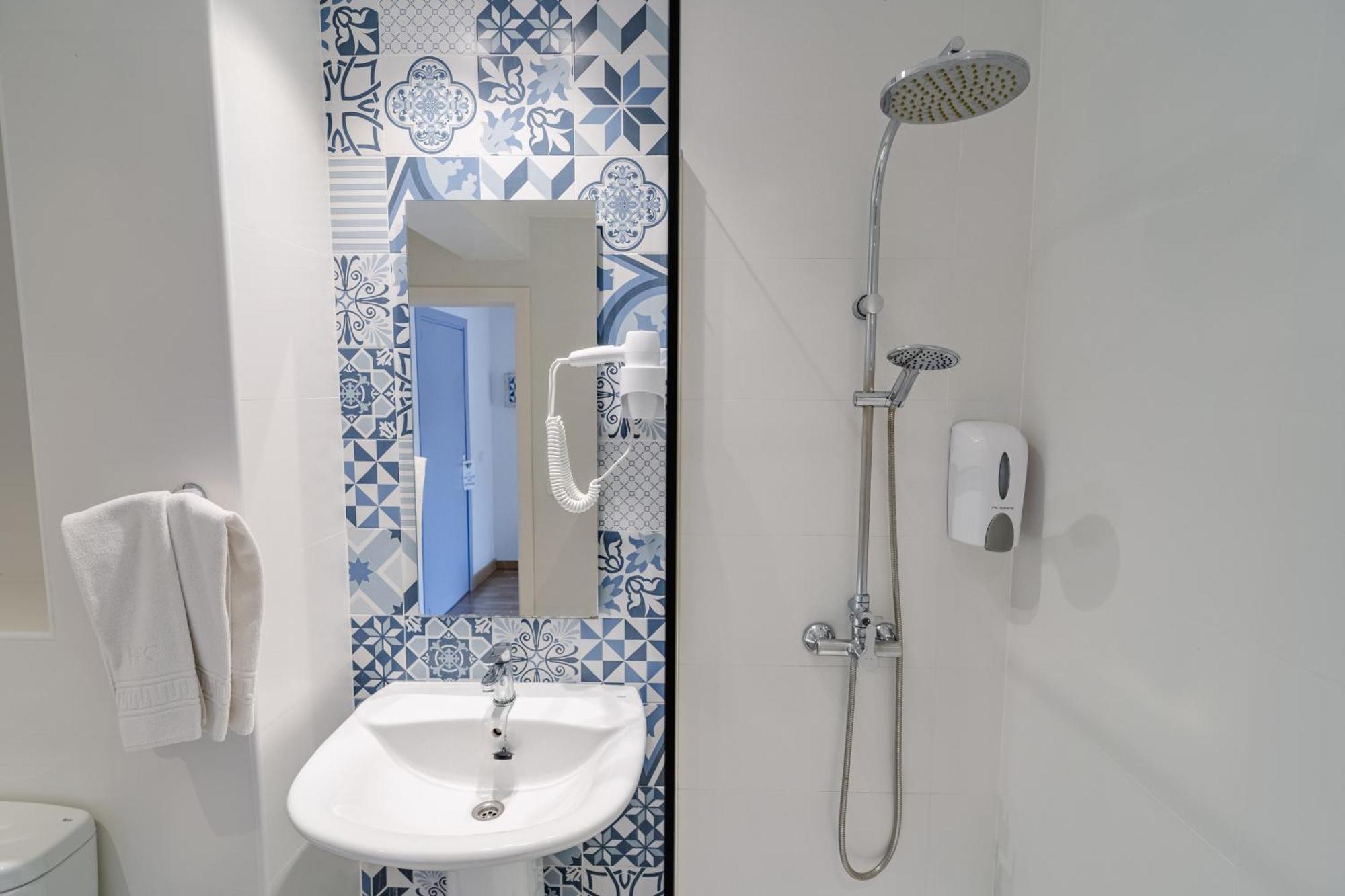 Hostal HPC Porto Colom Esterno foto